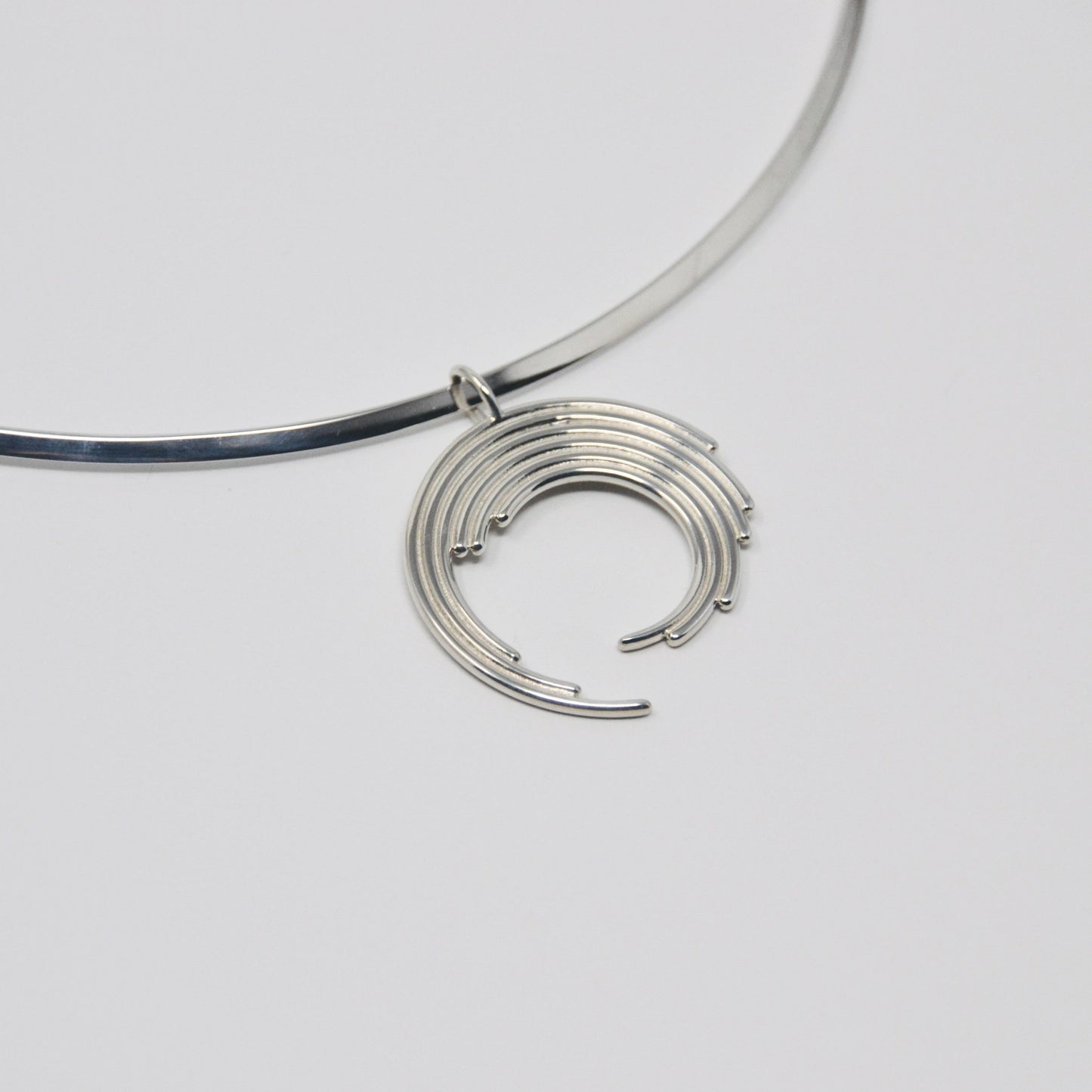 The Medium O Necklace