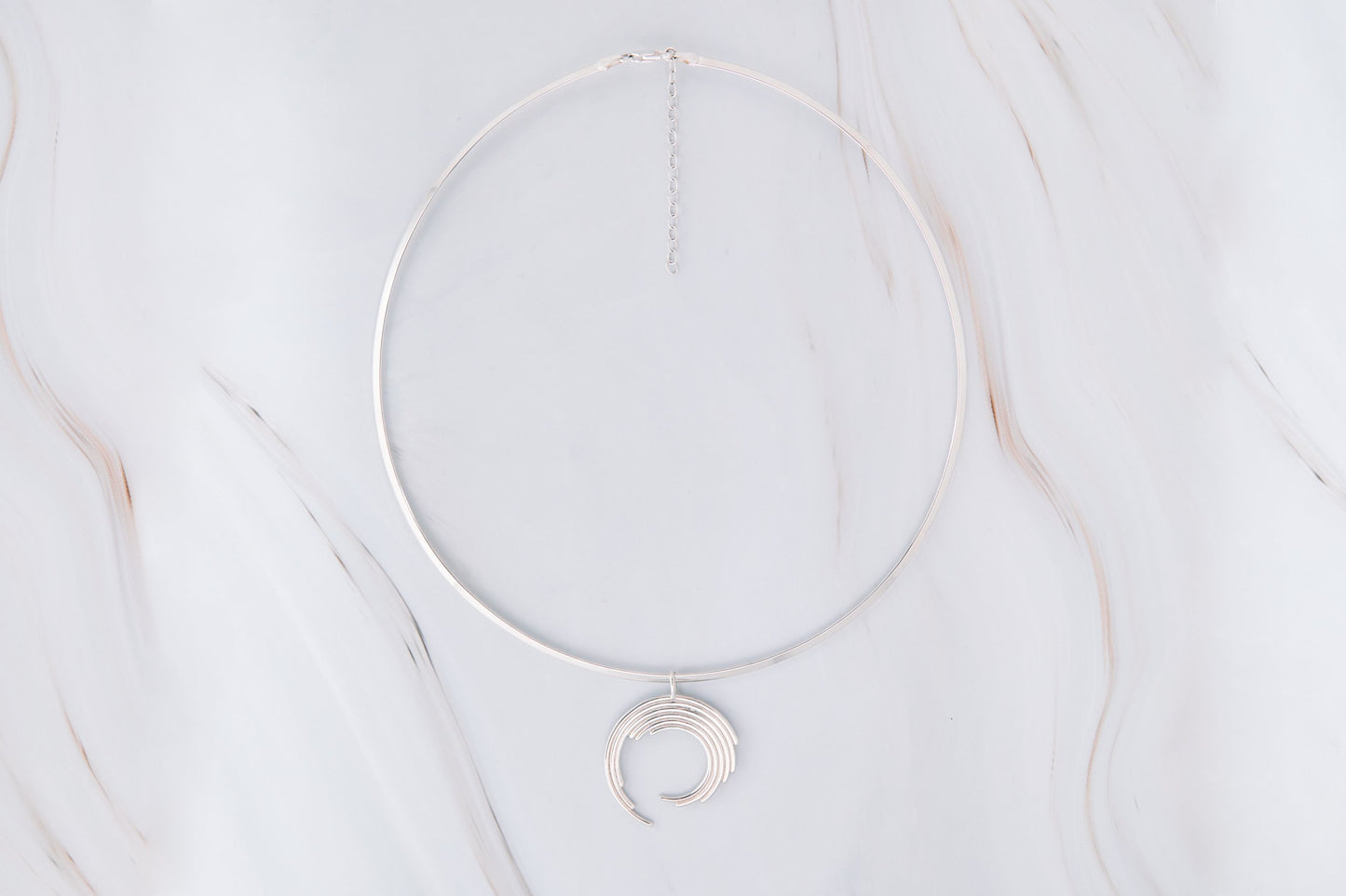 The Medium O Necklace